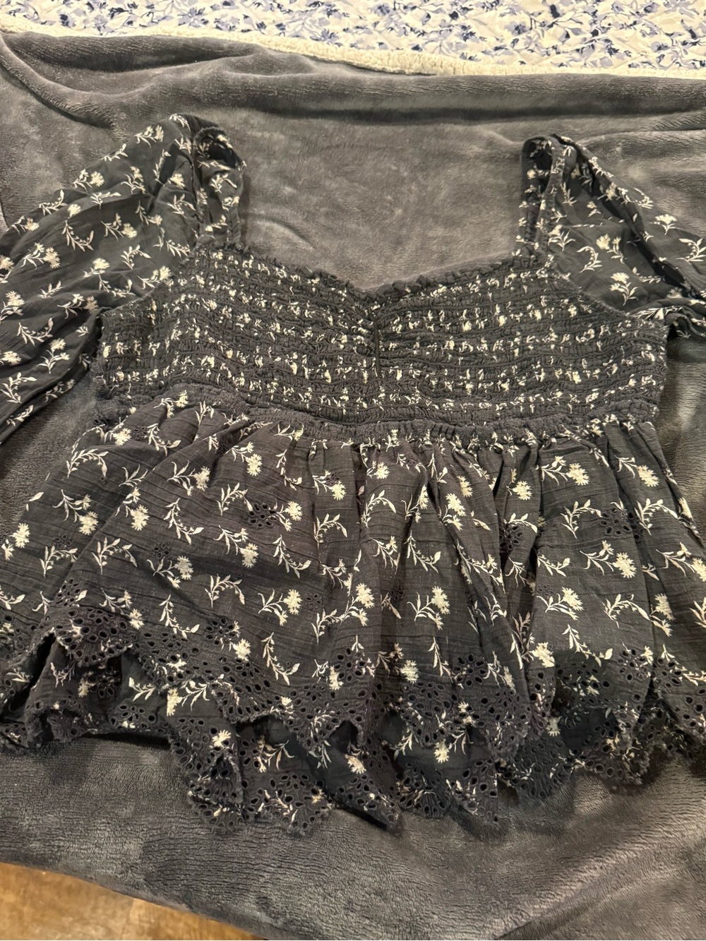 American Eagle Outfitters Charcoal Gray Smocked Floral Peplum Top